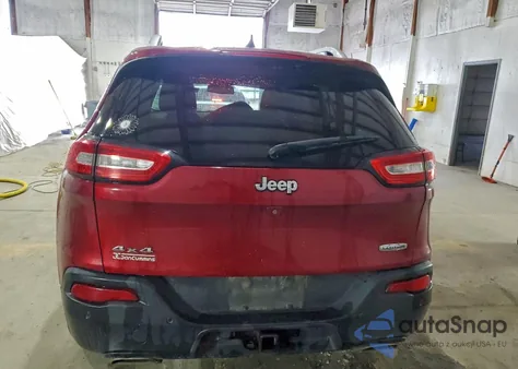 2016 Jeep Cherokee Latitude из США, поврежденный, VIN 1C4PJMCS5GW262555